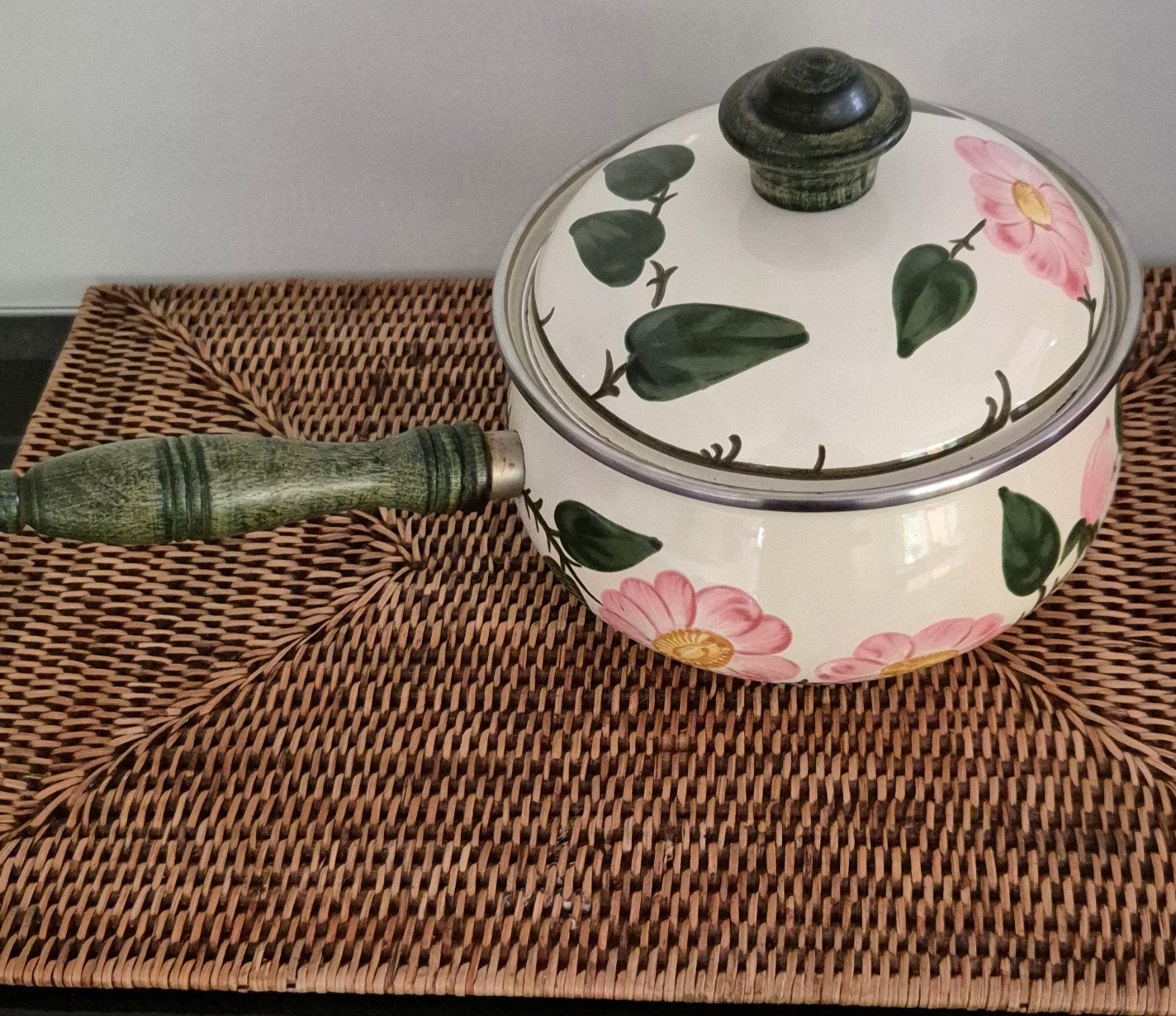 Casserole vintage en émail Villeroy Boch Wildrose avec couve, Enlèvement