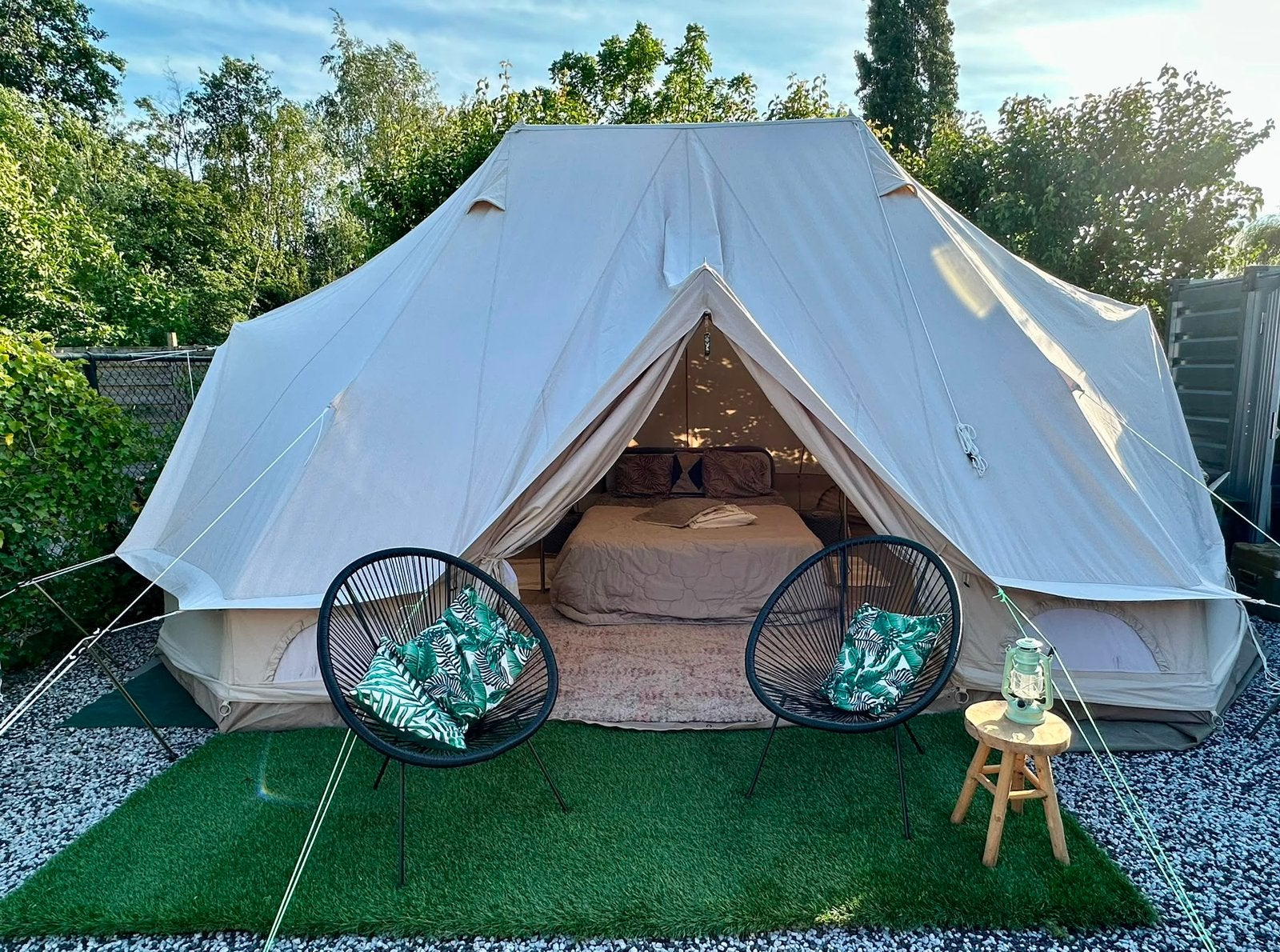 Tomorrowland sleeptents