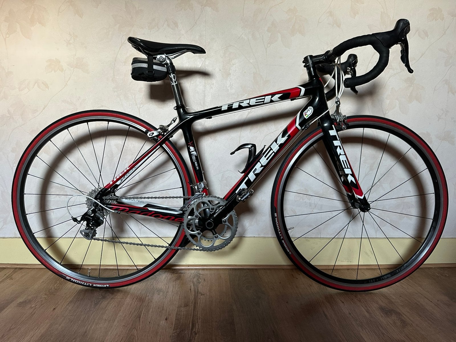 Vélo de route Trek Madone 3.1 Carbone – S – Comme Neuf!, Autres marques, Frein sur jante, Femmes, Comme neuf
