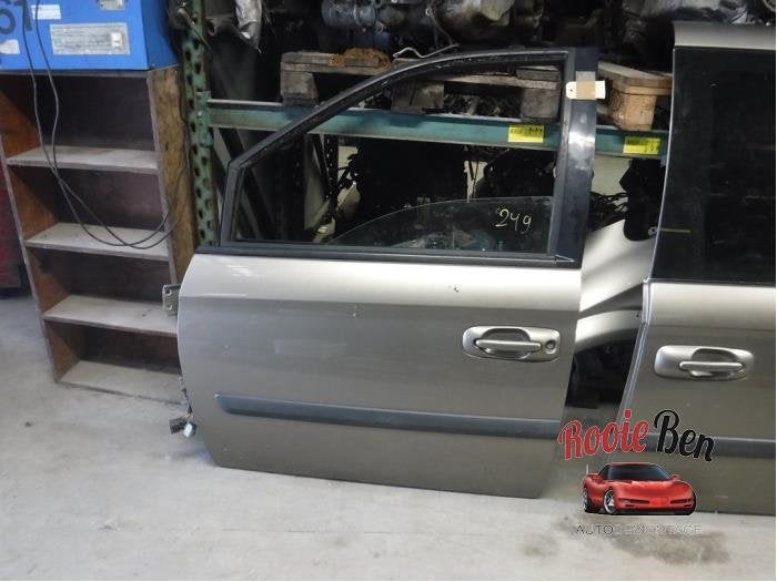 Portière 4portes avant gauche d'un Chrysler Voyager, 3 mois de garantie, Utilisé, Porte, -
