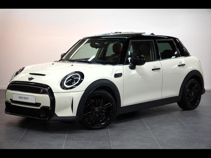 MINI Cooper PANORAMADAK LED LEDER, Automaat, 1998 cc, USB, Euro 6