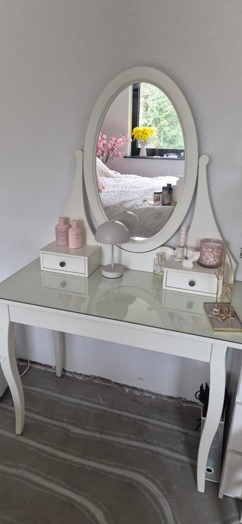 Hemnes Toilettafel met lades en spiegel, Huis en Inrichting, Tafels | Kaptafels, Ophalen