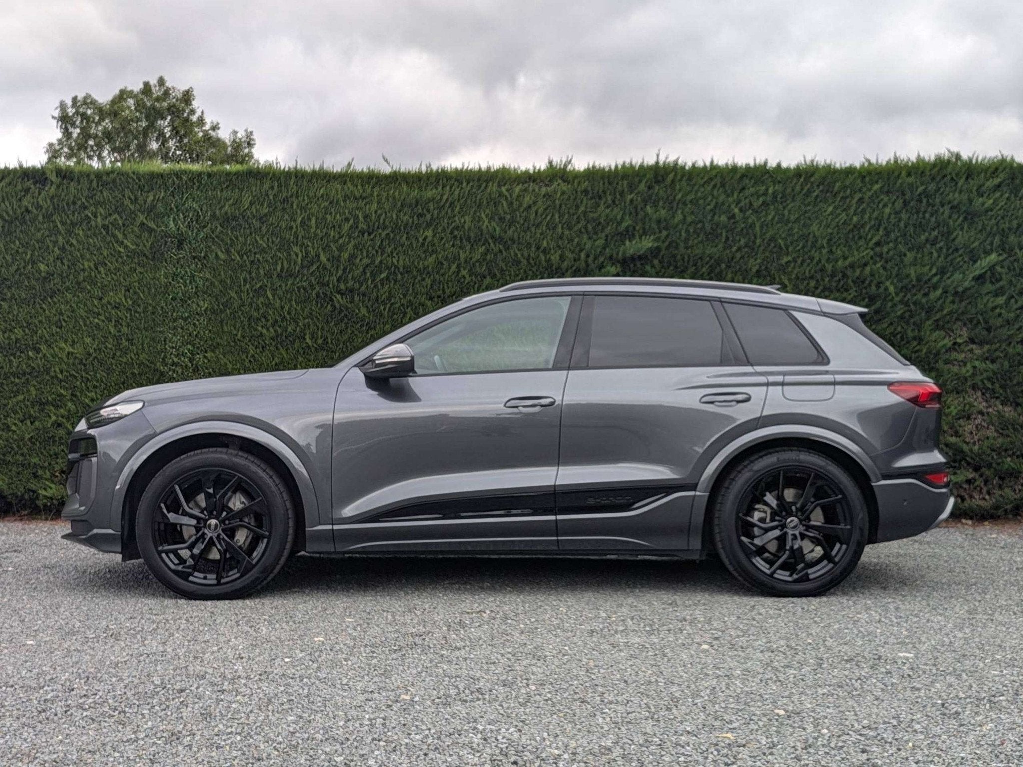 Audi Q6 e-tron 2x S line - 55 Quattro - 360 camera - lederen, Autos, Cuir, Argent ou Gris, Achat, Entreprise