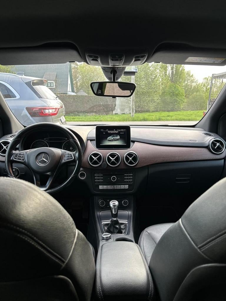 Mercedes B180d euro 6b, Leder, Trekhaak, Particulier, Te koop