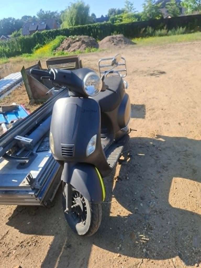 scooter gts aklasse nu koopje500e, Fietsen en Brommers, Scooters | Overige merken, Ophalen, Gebruikt, Benzine