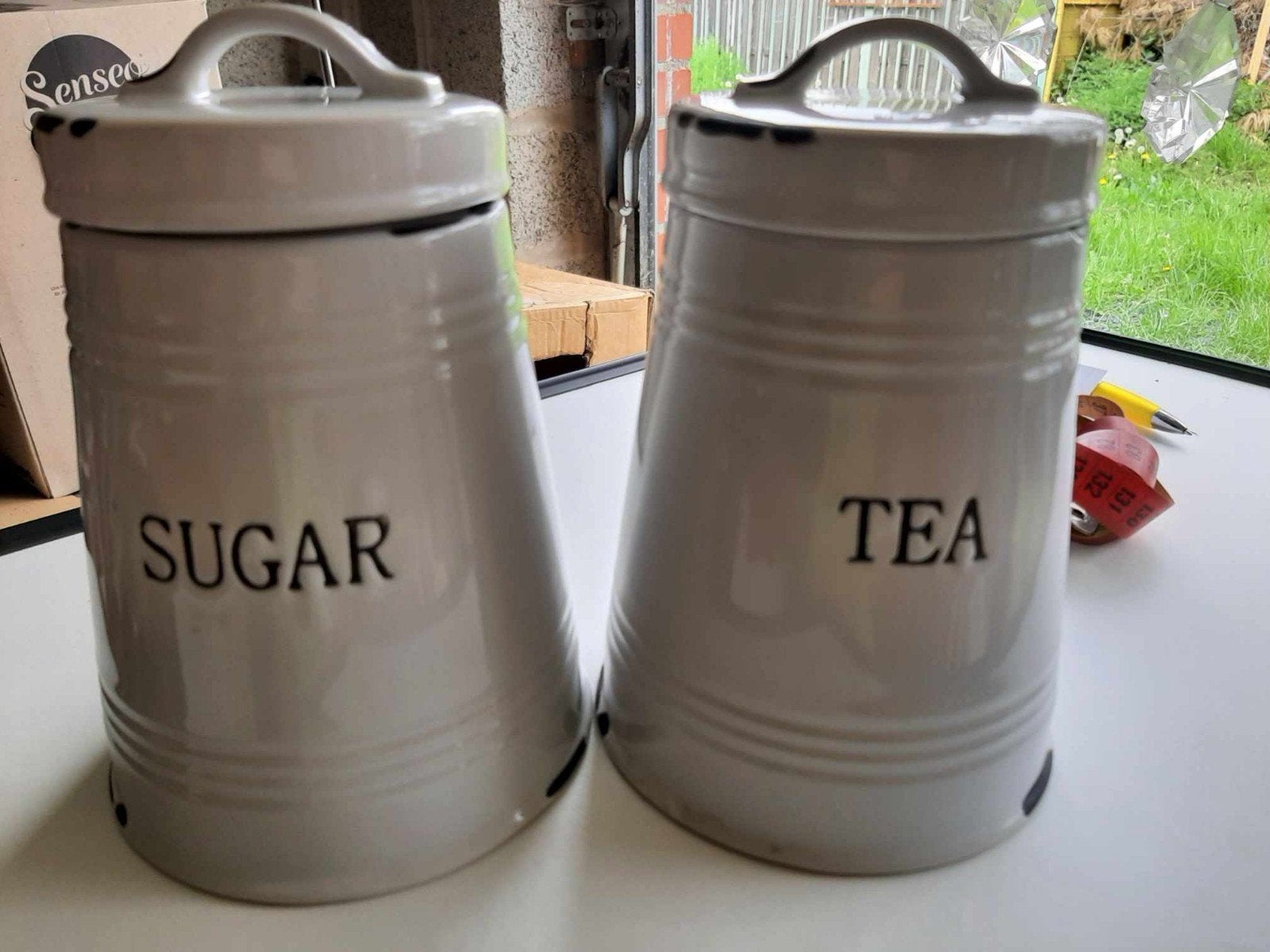 2 Très beaux anciens pots sucre et thé, Maison & Meubles, Cuisine | Vaisselle, Enlèvement