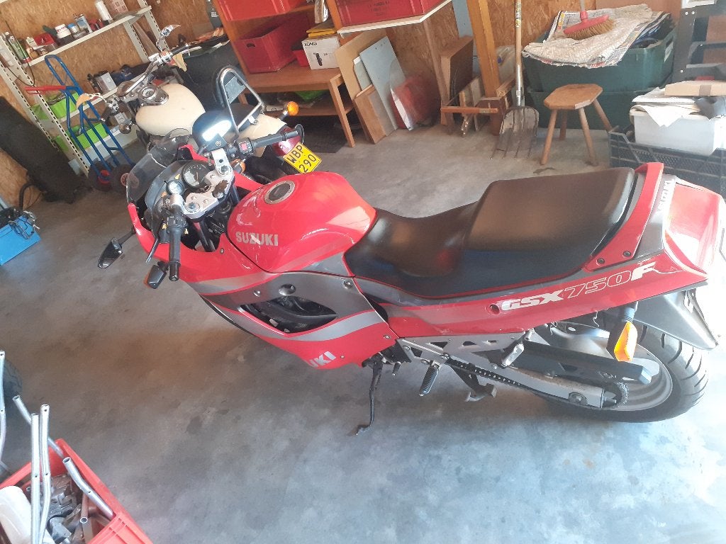 suzuki gsxf 1991 avec papier, Ophalen, Gebruikt
