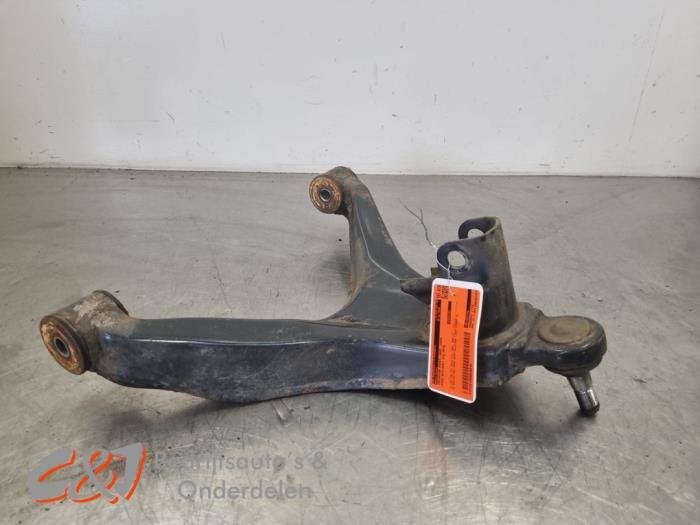 Draagarm onder links-voor van een Iveco New Daily, Gebruikt, -, Overige automerken, -