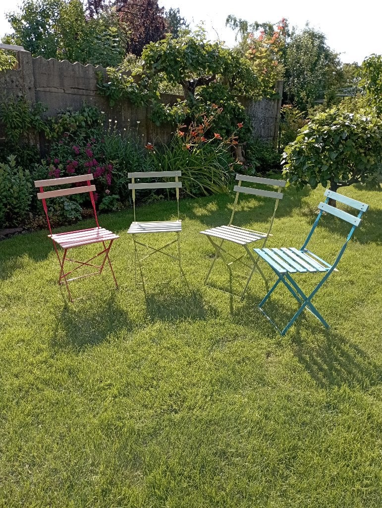 Lot de 4 chaises pliantes style bistro., Enlèvement, Comme neuf, Bois, Pliant