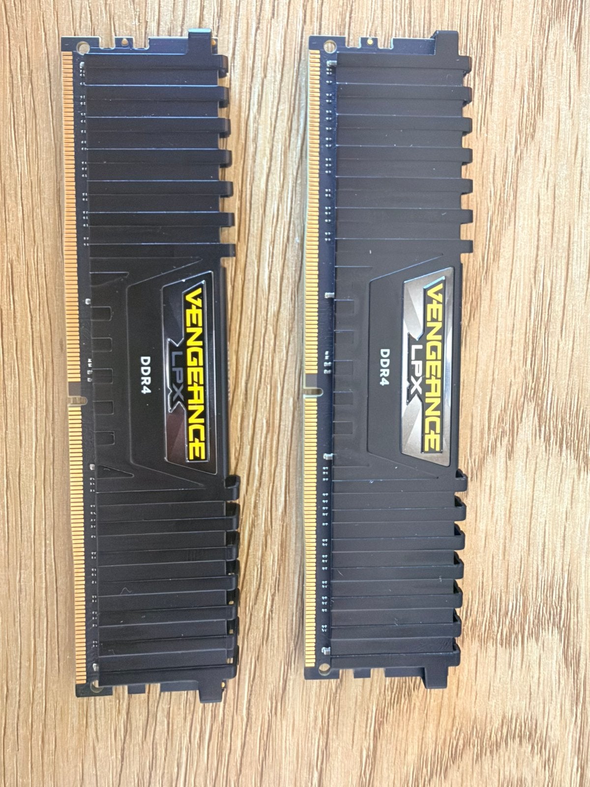 Vengeance LPX DDR4 2666MHz - 2 x 16GB, Ophalen of Verzenden, Zo goed als nieuw, DDR