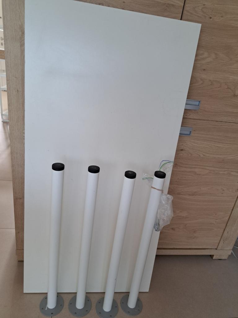 Ikea bureau 60 x 120 cm, Bricolage & Construction, Chauffage & Radiateurs, Enlèvement