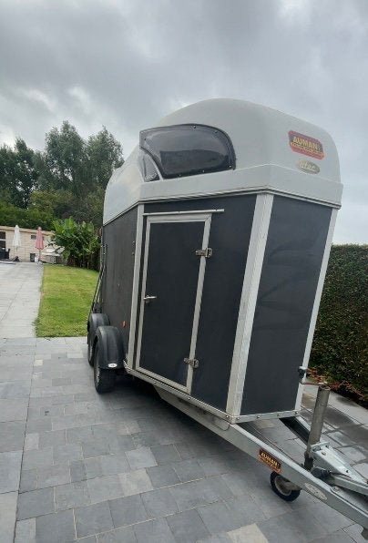 2 paards trailer atec, Dieren en Toebehoren, Paarden en Pony's | Trailers en Aanhangwagens, Ophalen, Gebruikt, Overige materialen
