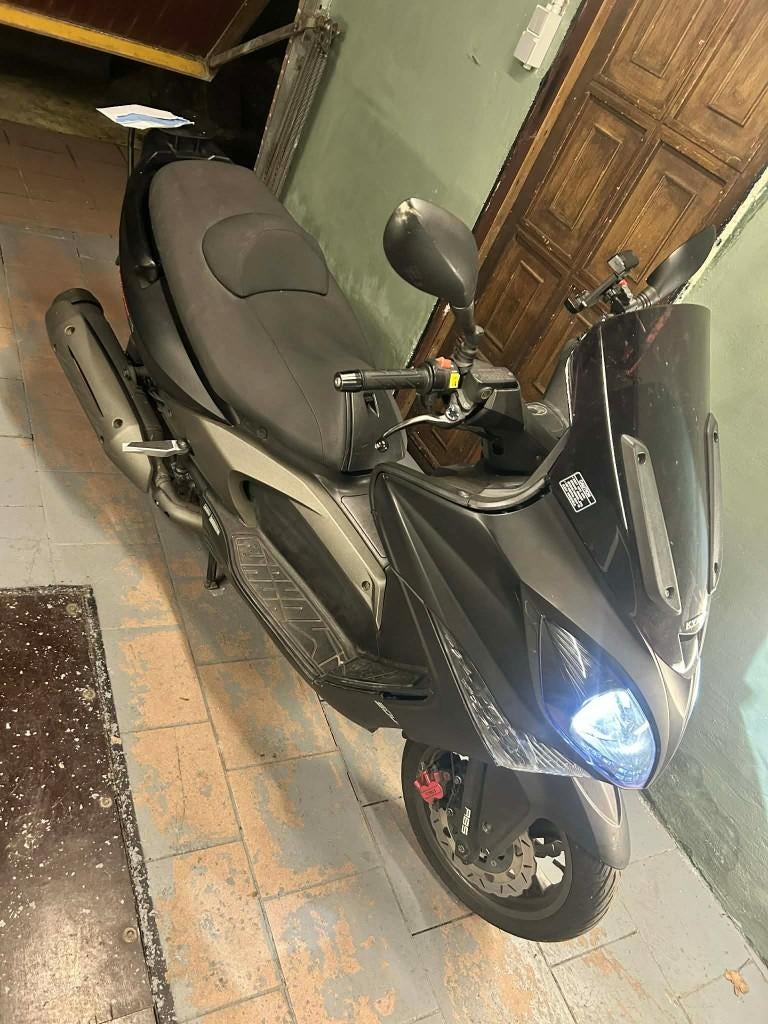 kymco xciting 500i R 1400km, Scooter, Particulier, Minimaal motorrijbewijs A2, 500 cc