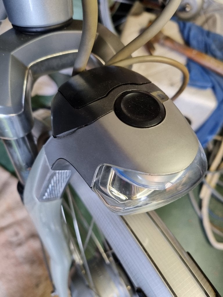 Koplamp Gazelle Innergy, Fietsen en Brommers, Overige Fietsen en Brommers, Ophalen of Verzenden, Gebruikt, Gazelle