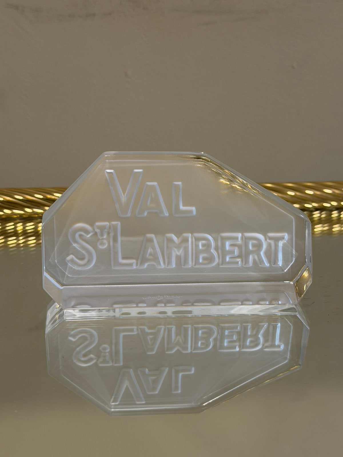 Val Saint Lambert Logo in kristal, Antiek en Kunst, Ophalen