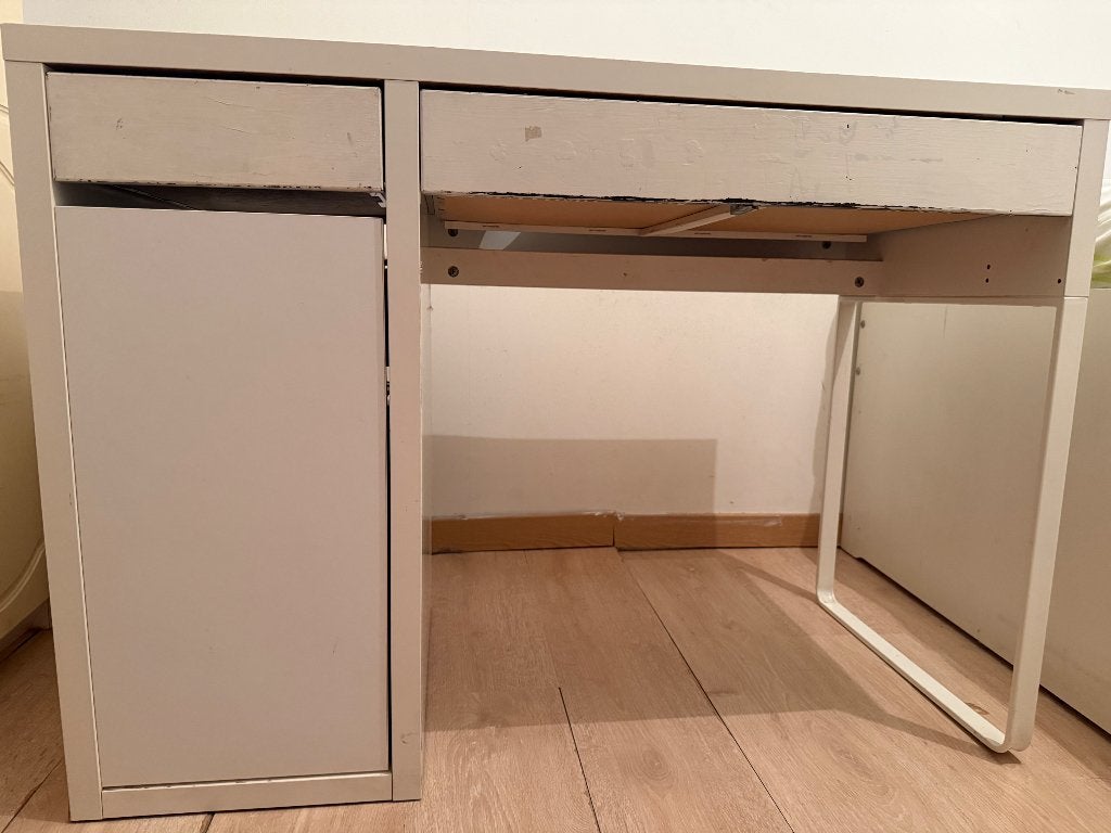 Wit bureau + bureaustoel om weg te geven, Ophalen, Gebruikt, Wit, Bureaustoel