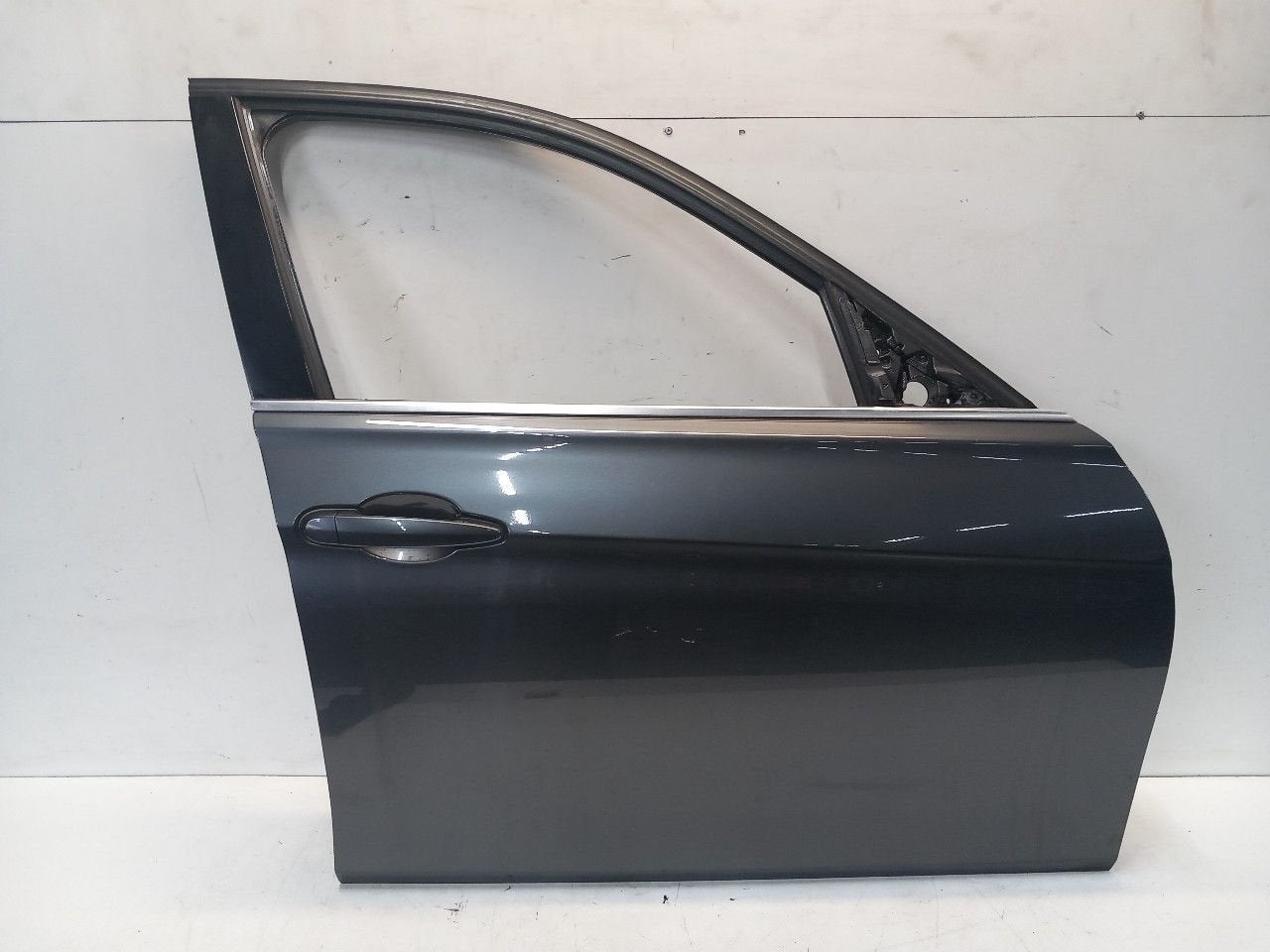 Portier rechts voor BMW 3 serie, BMW, Onderdelen@venauto.nl, Van der Ven Autorecycling B.V., Ettenseweg 76, 4706 PB Roosendaal, The Netherlands