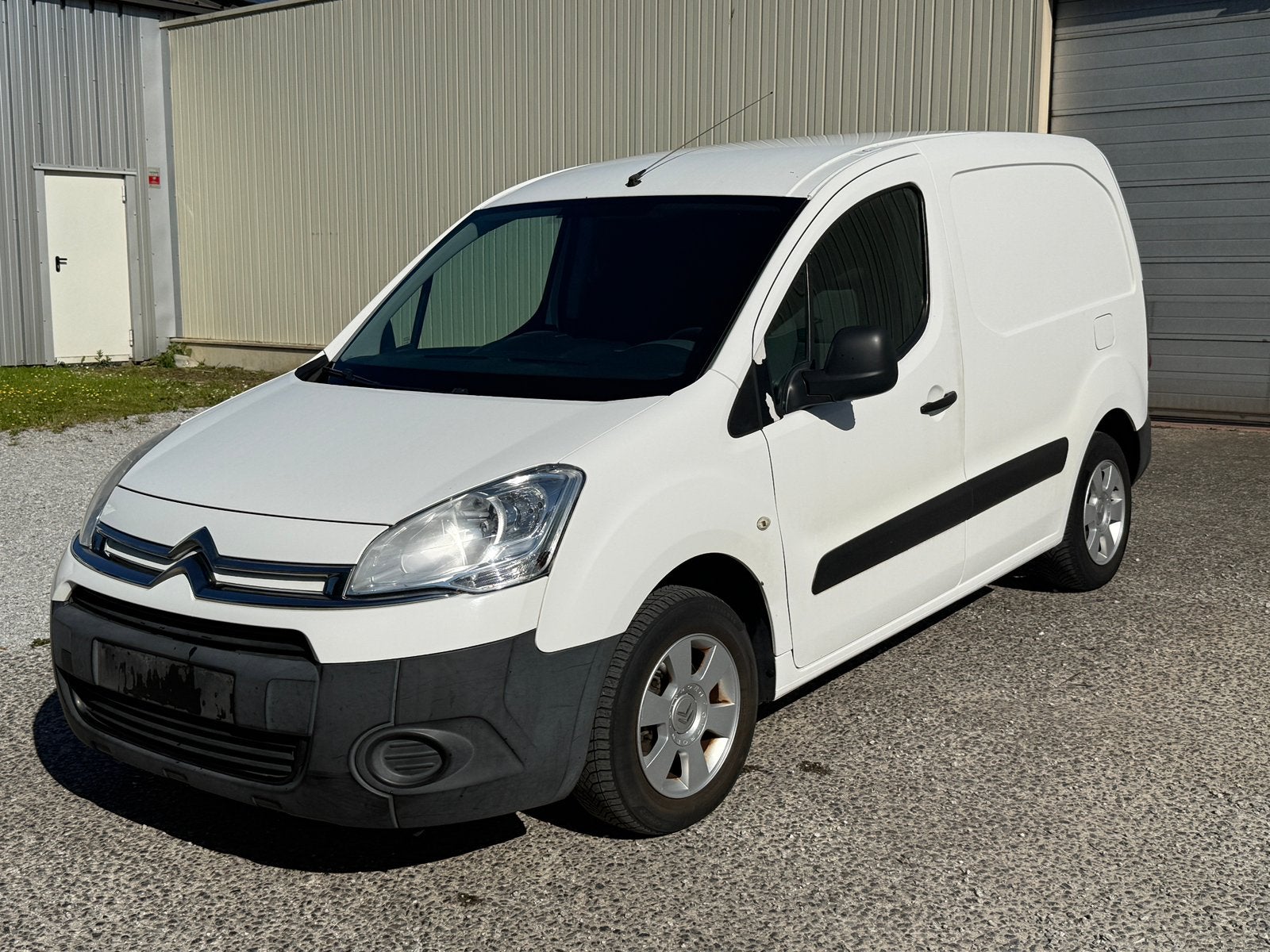 Citroen Berlingo 1.6hdi L1H1 Airco 90pk 2015, Voorwielaandrijving, Stof, 4 cilinders, Start-stop-systeem