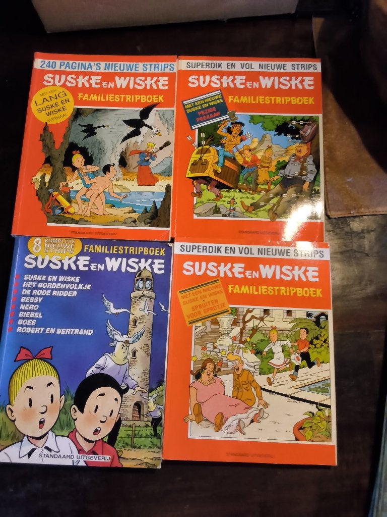 4 vakantiebundels Suske en Wiske, Plusieurs BD, Enlèvement ou Envoi, Utilisé, Studio Vandersteen