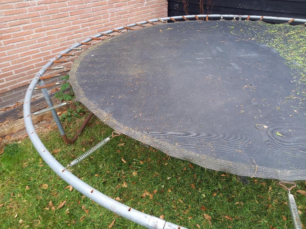 Trampoline oud ijzer, Diversen, Ophalen, Gebruikt