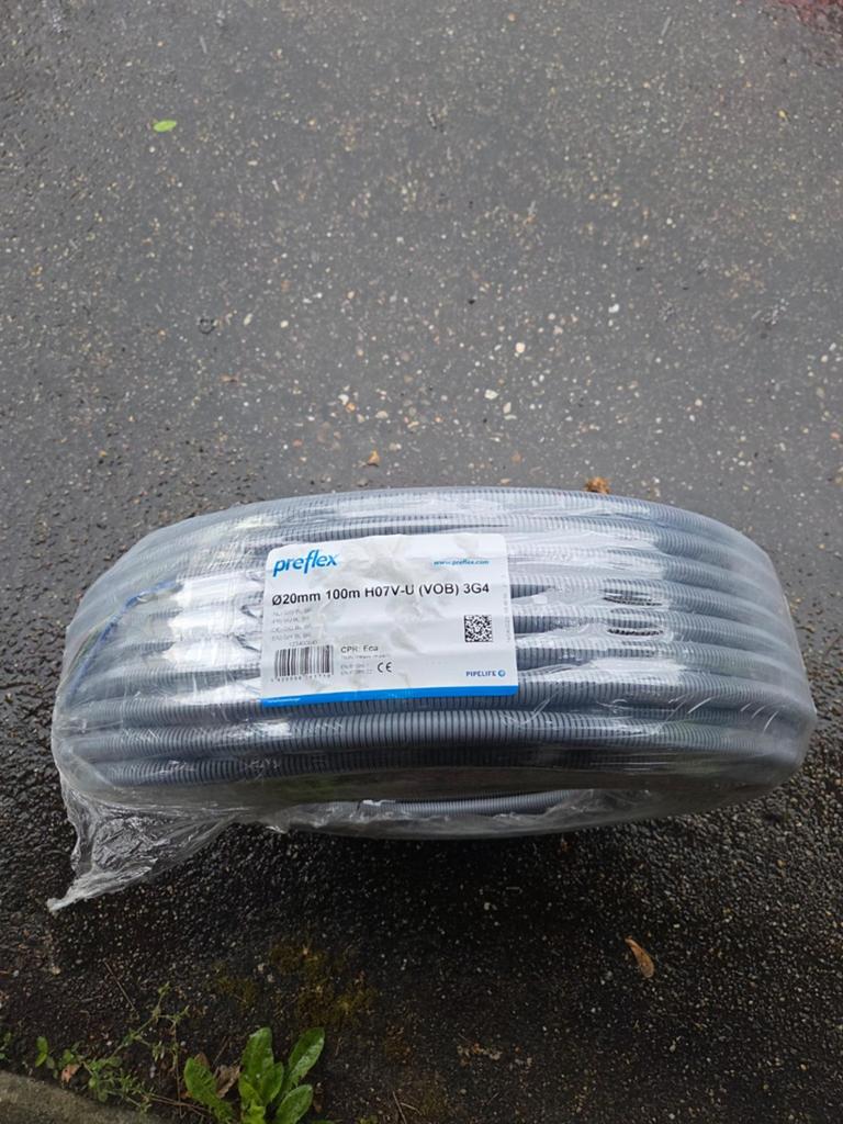 Preflex vob 3g4mm - 20mm buis - 100m, Doe-het-zelf en Bouw, Elektriciteit en Kabels, Ophalen, Nieuw, Kabel of Snoer