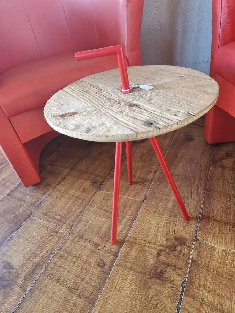 Tafeltje(model v expo 58) 44/39cm €35, Ophalen