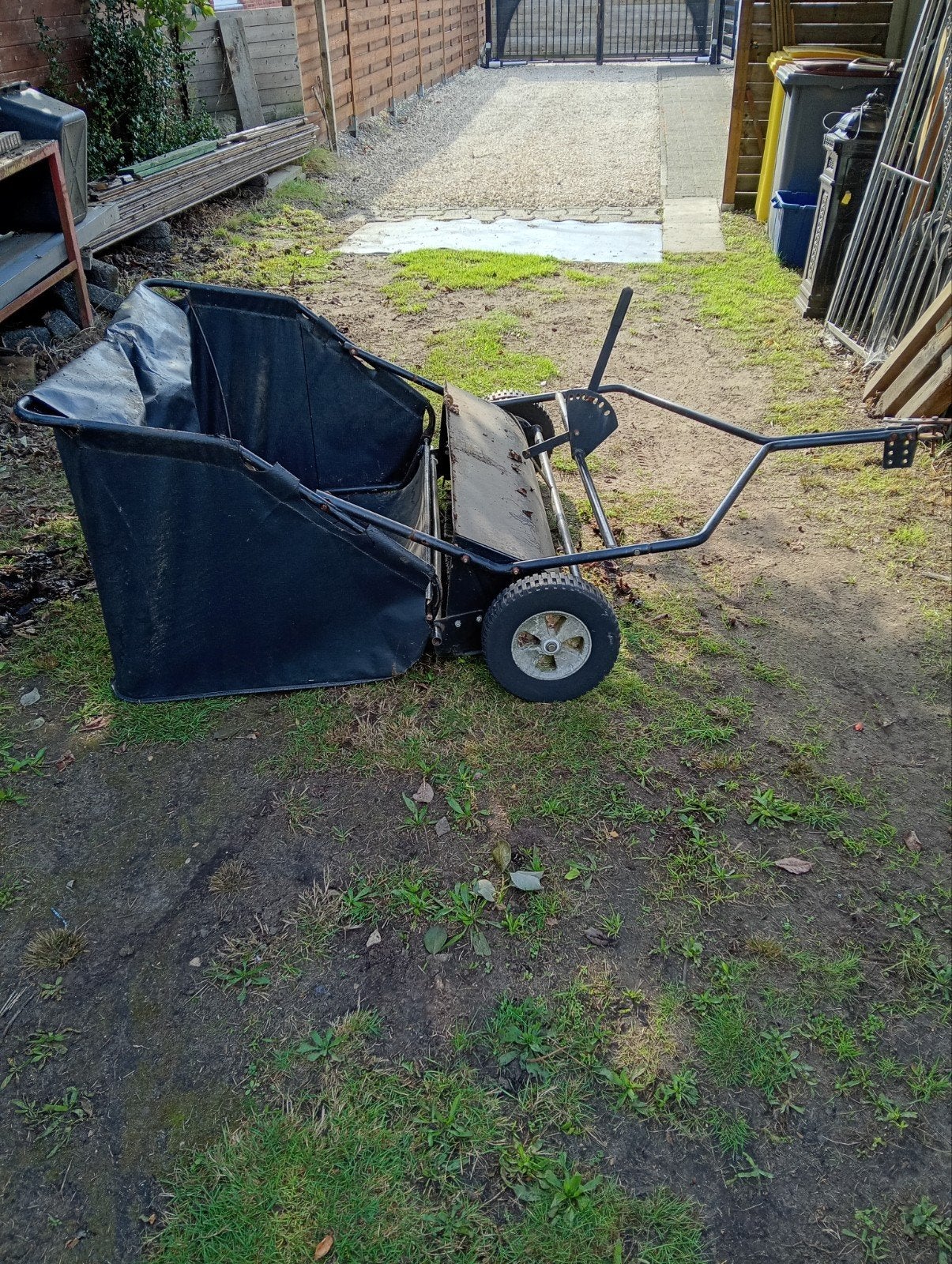 gras of bladeren opvangbak, Tuin en Terras, Ophalen, Gebruikt, Opvangbak, 90 tot 120 cm