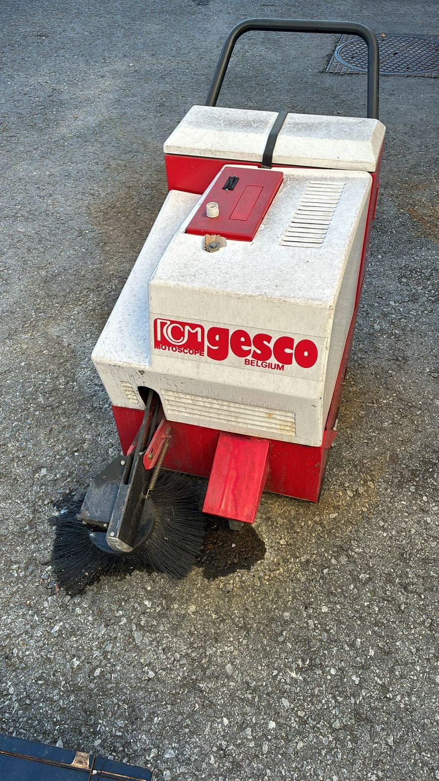 Goed werkende veegmachine, Tuin en Terras, Ophalen of Verzenden, Gebruikt