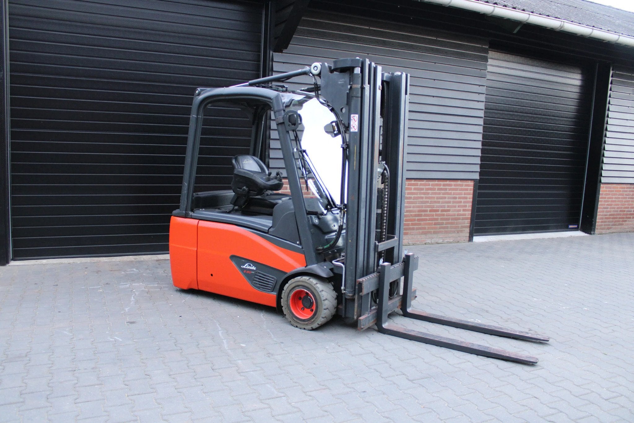Linde E20 L02 heftruck elektrische 4 delige mast sidesift, 2000 à 3000 kg, Électrique, Chariot élévateur, Linde