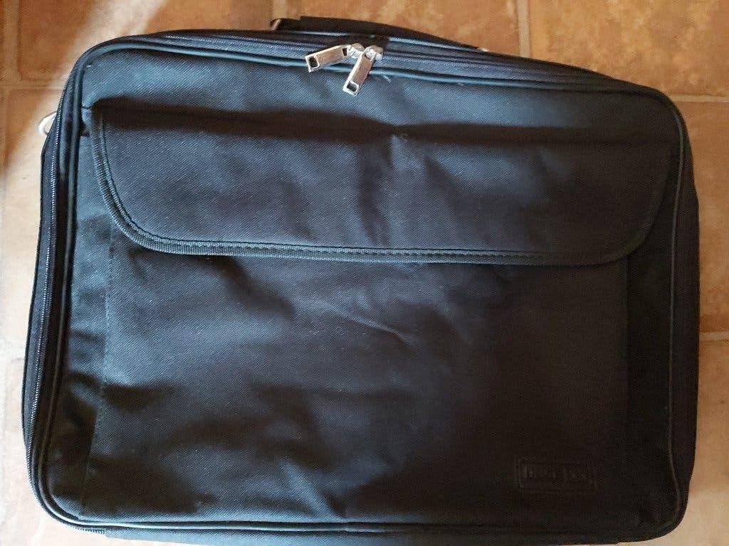 Laptoptas Base XX, Computers en Software, Laptoptassen, Ophalen of Verzenden, Zo goed als nieuw