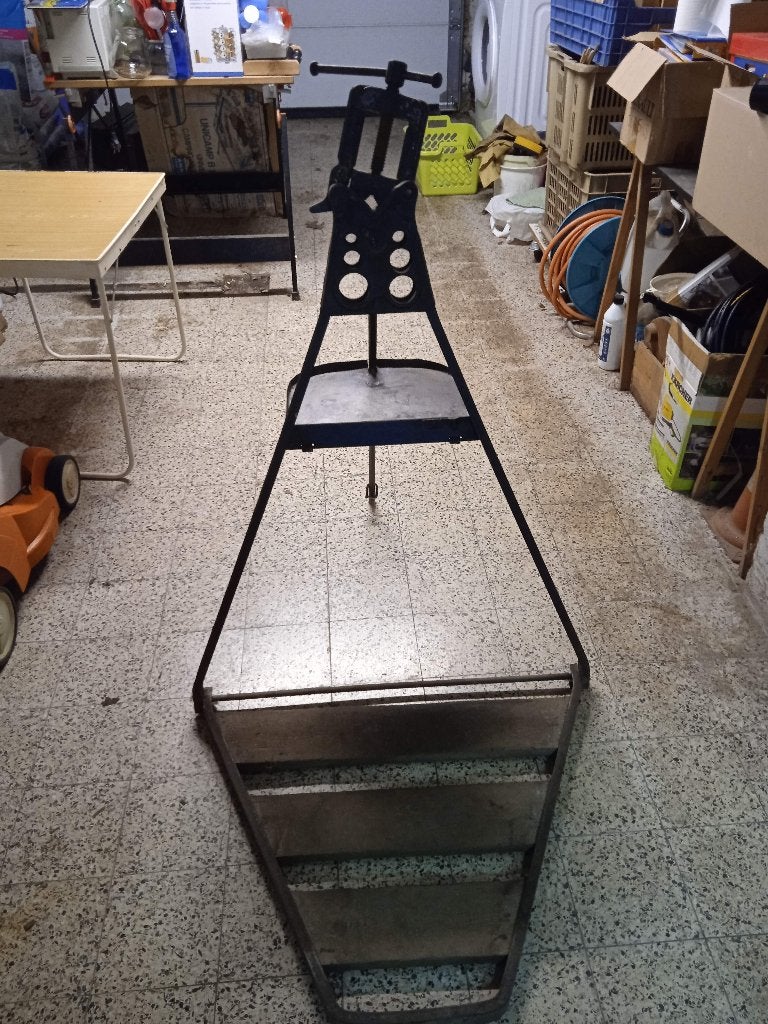 TREPIED DE PLOMBIER AVEC MATERIEL DE FILETAGE, Bricolage & Construction, Enlèvement, Utilisé, Étau