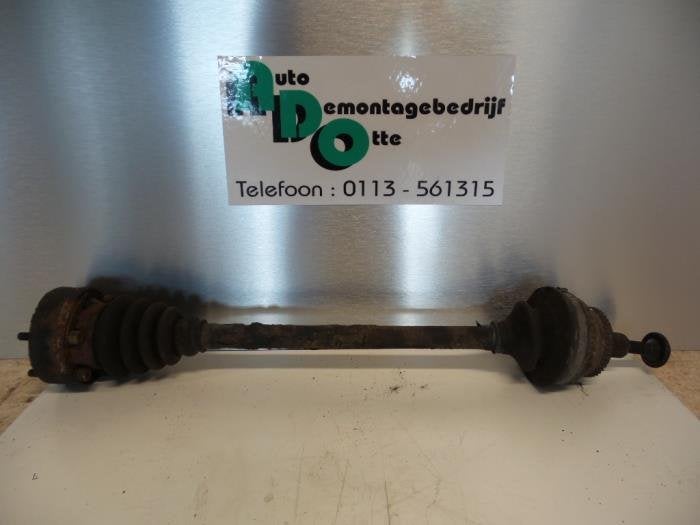 Arbre de transmission arrière gauche d'un Audi A4 (A4 95-), Autos : Pièces & Accessoires, -, 3 mois de garantie, Audi, Utilisé