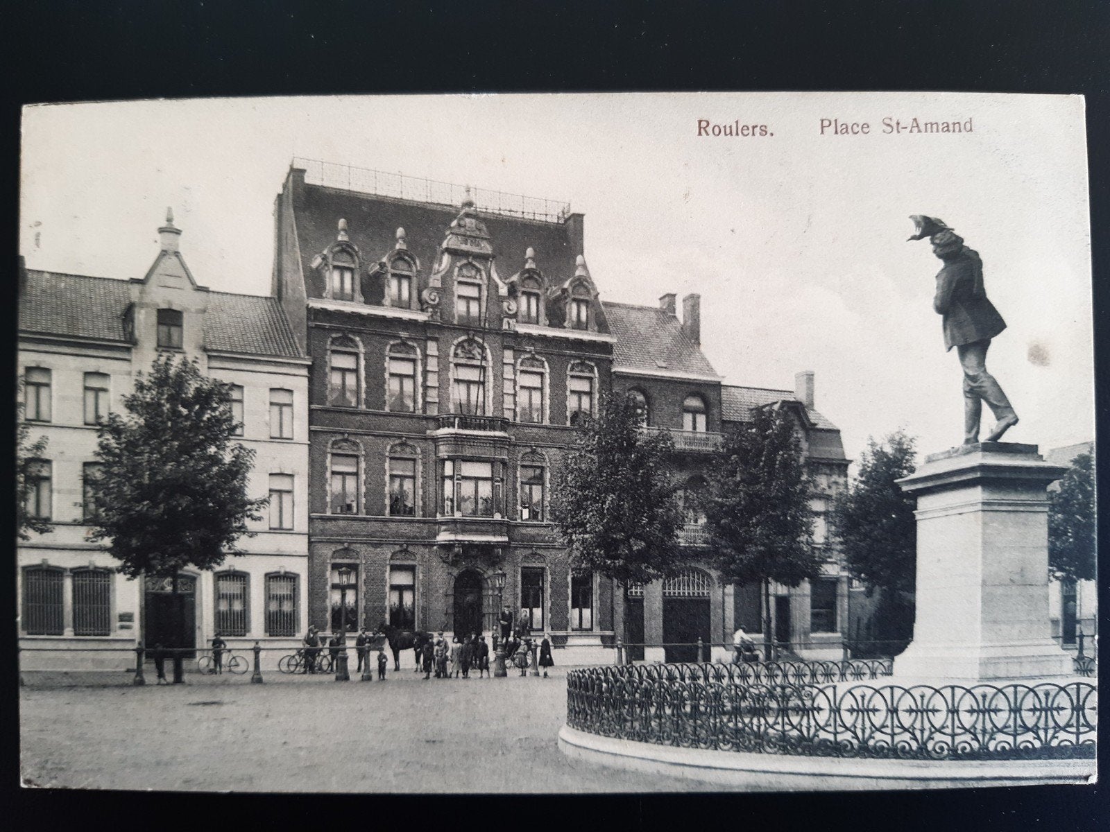 Postkaart ROESELARE place st Amand plein, Ophalen of Verzenden