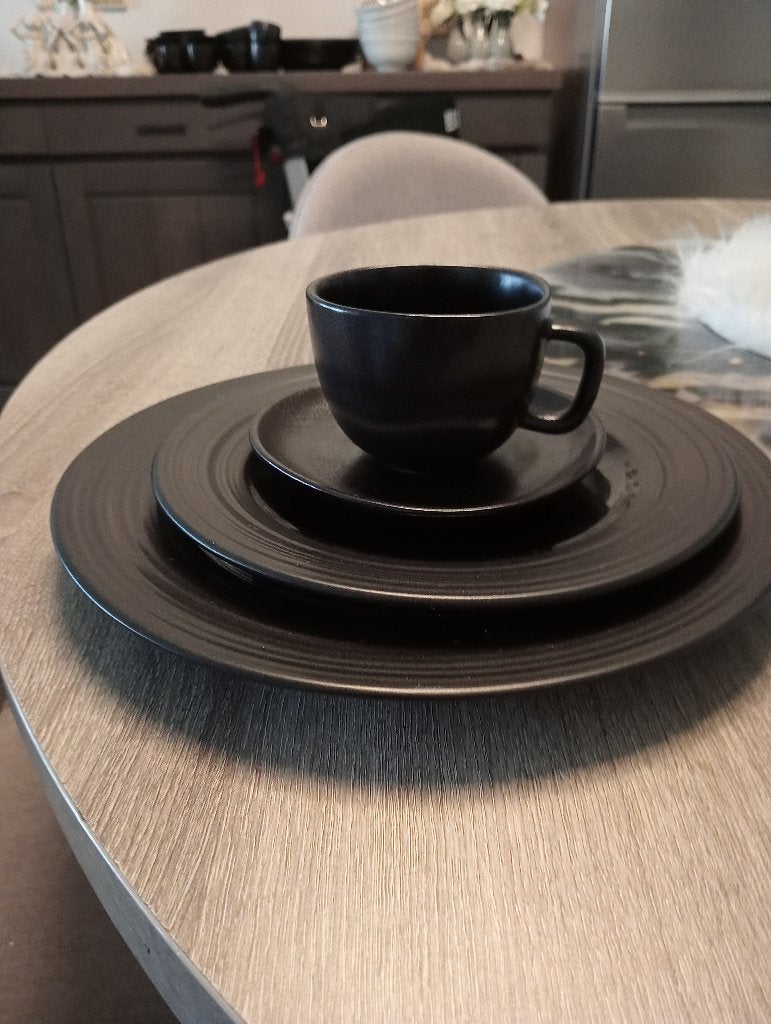 28 delig zwart servies, Ophalen, Overige merken, Zo goed als nieuw, Modern
