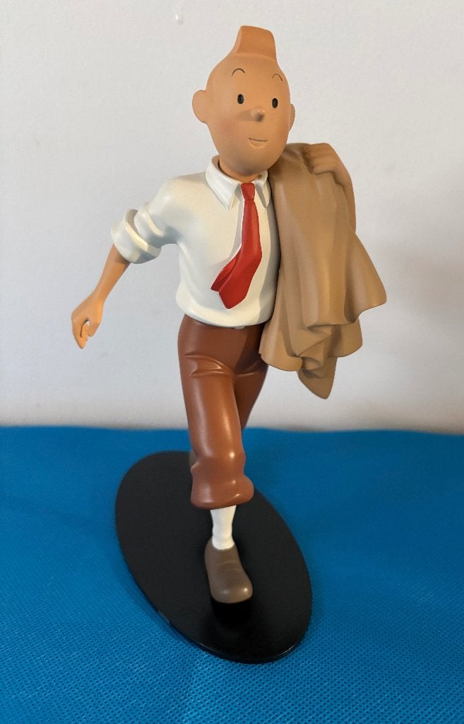 Hergé – Figurine Tintin globe trotter 20 cm, Enlèvement, Comme neuf