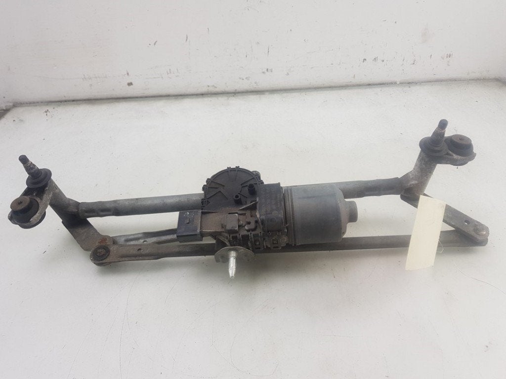 RUITENWISSER MECH + MOTOR Volkswagen Polo V (6R), Robert Bosch AG, Gebruikt, Volkswagen, Robert-Bosch-Allee 1
74232  Abstatt, DE
