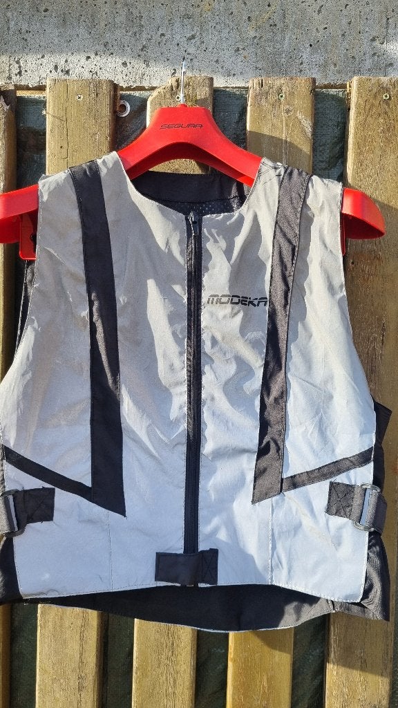 Modeka Doc Silver retroreflecterend motorvest - Maat M, Motoren, Overige typen, Dames, Ophalen of Verzenden, MODEKA