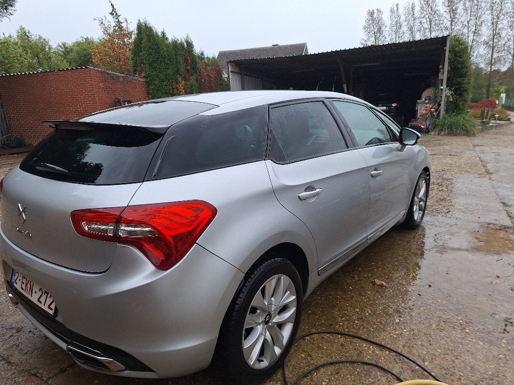 Prachtige DS 5, Auto's, Euro 5, Stof, Zwart, 4 cilinders