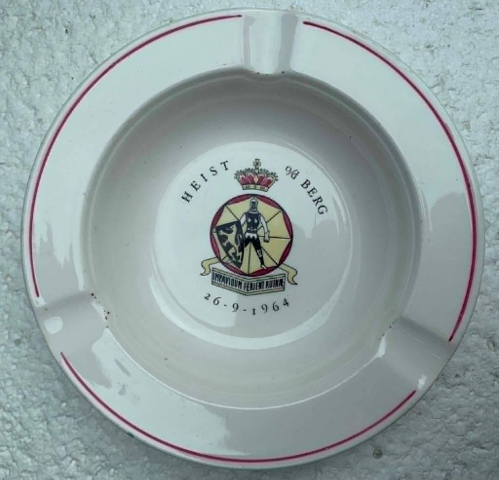 Sier item/Asbak, Civiele Bescherming 1964 Heist op den Berg, Ophalen of Verzenden, Overige soorten, Kunstobject