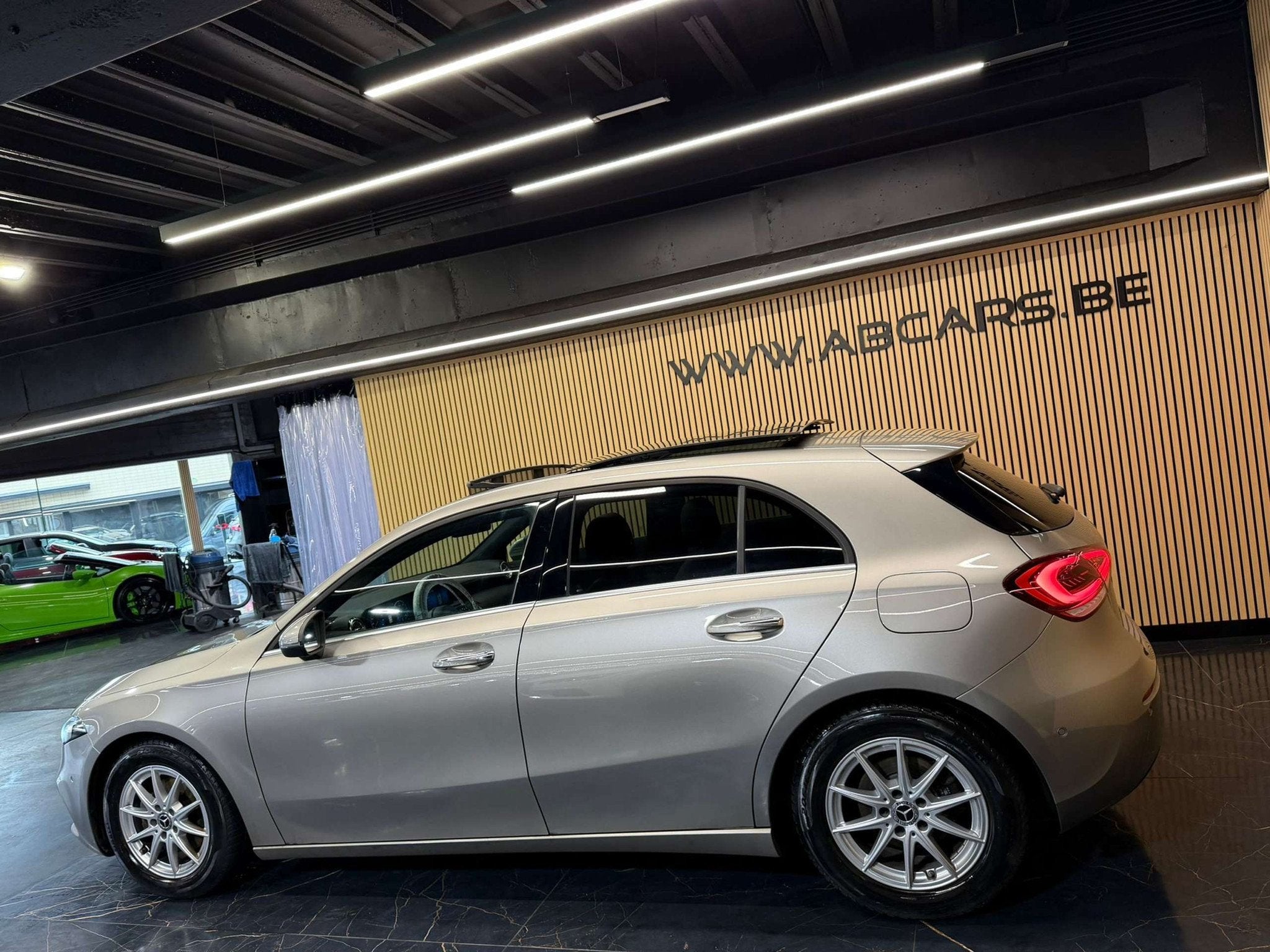 Mercedes-Benz A-Klasse 180 D * GARANTIE 12 MOIS * SPORT * 1E, Auto's, Gebruikt, 4 cilinders, 116 pk, https://public.car-pass.be/vhr/80fb2e28-e9dc-4d70-a3bd-ae8b6107b361