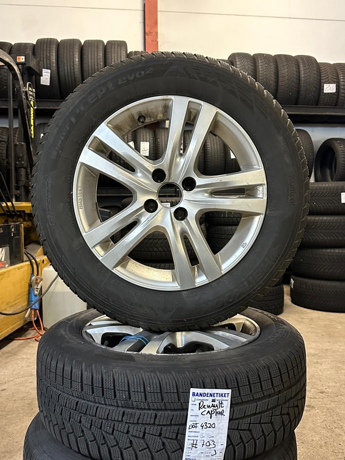 #103 Winterbandenset Renault Captur 4x100 7MM, Autos : Pièces & Accessoires, Pneus & Jantes, Pneus et Jantes, -, Véhicule de tourisme