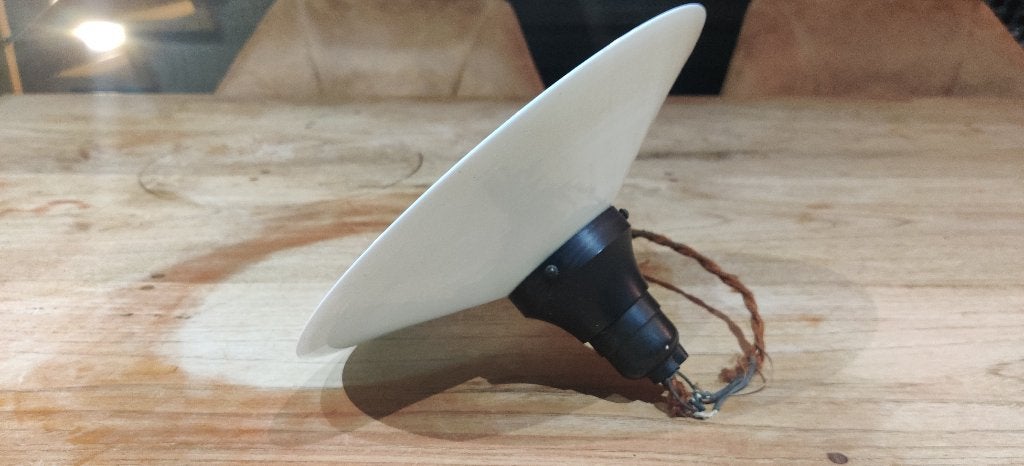 Lampe fermière conique en verre à lait, Maison & Meubles, Lampes | Suspensions, Enlèvement ou Envoi, Verre