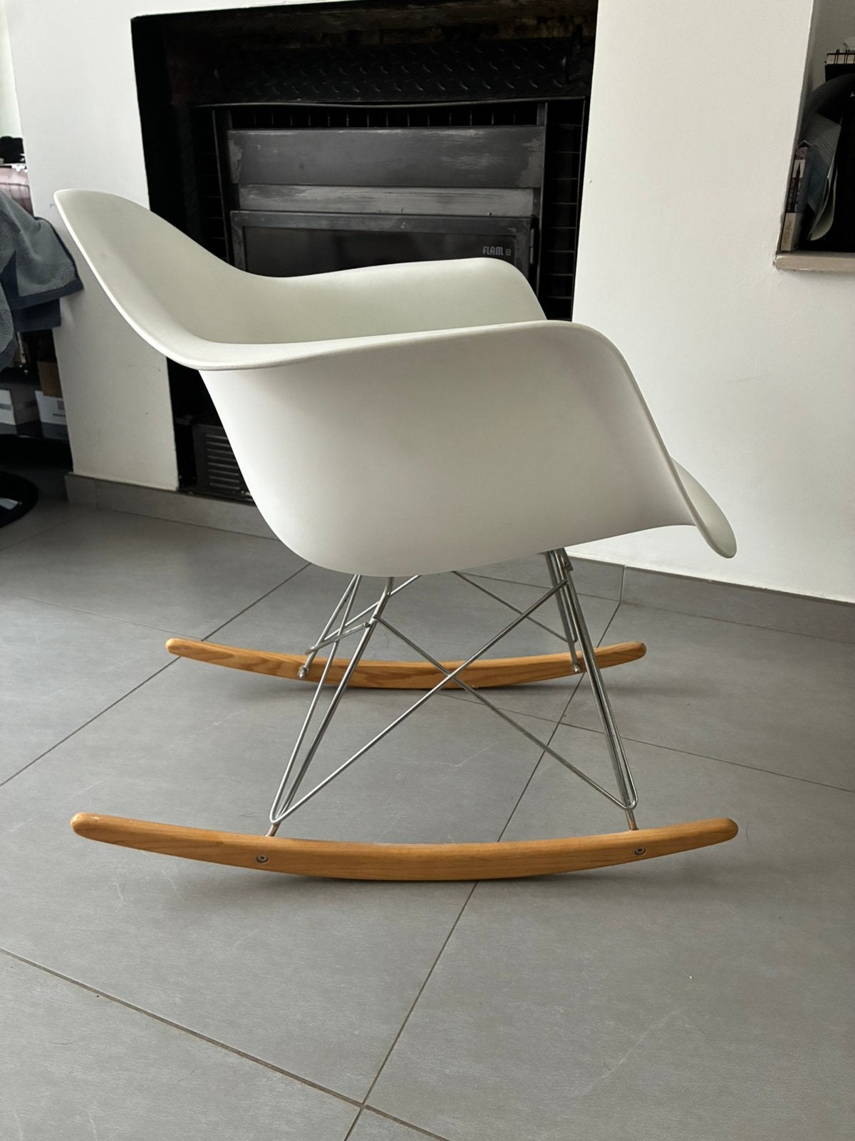 Fauteuil a bascule design, Enlèvement, Utilisé