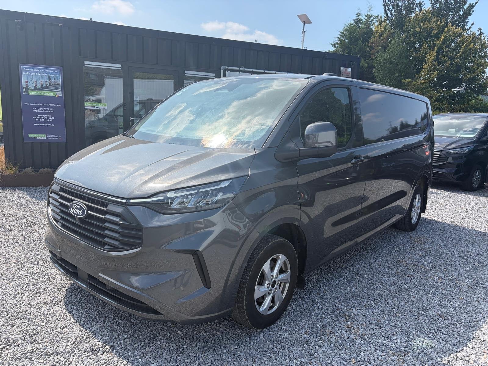 Ford Transit Custom 320 2.0 TDCI L2H1 Limited (bj 2024), Auto's, Voorwielaandrijving, Dealer onderhouden, Gebruikt, 4 cilinders