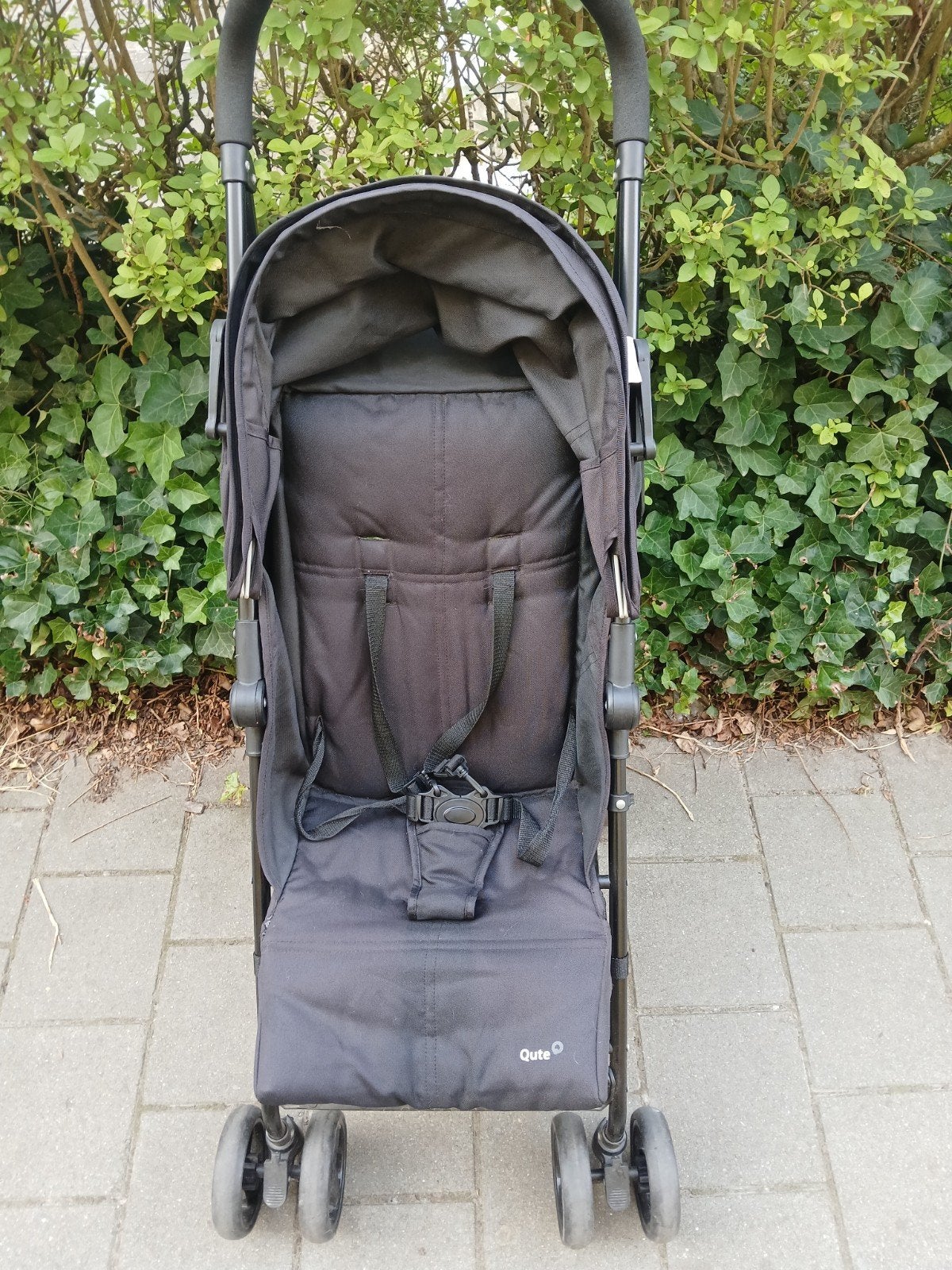 QuTe buggy / kinderwagen, Enfants & Bébés, Buggys, Enlèvement, Comme neuf, Autres marques, Ombrelle