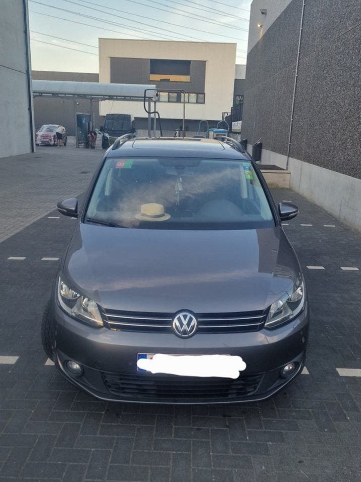Mooie en ruime volkswagen Touran uit 2013, Autos, Volkswagen, Euro 5, Achat, 4 portes, Entreprise