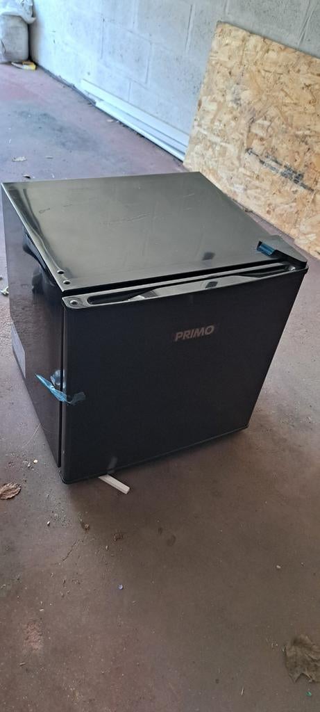 Mini-bar-koelkast, Elektronische apparatuur, Koelkasten en IJskasten, Ophalen, Minder dan 85 cm, 45 tot 60 cm, Met vriesvak