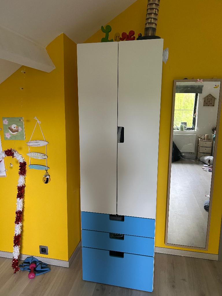IKEA kinderkleerkast, Kinderen en Baby's, Ophalen, 50 tot 70 cm, 105 cm of meer, Zo goed als nieuw