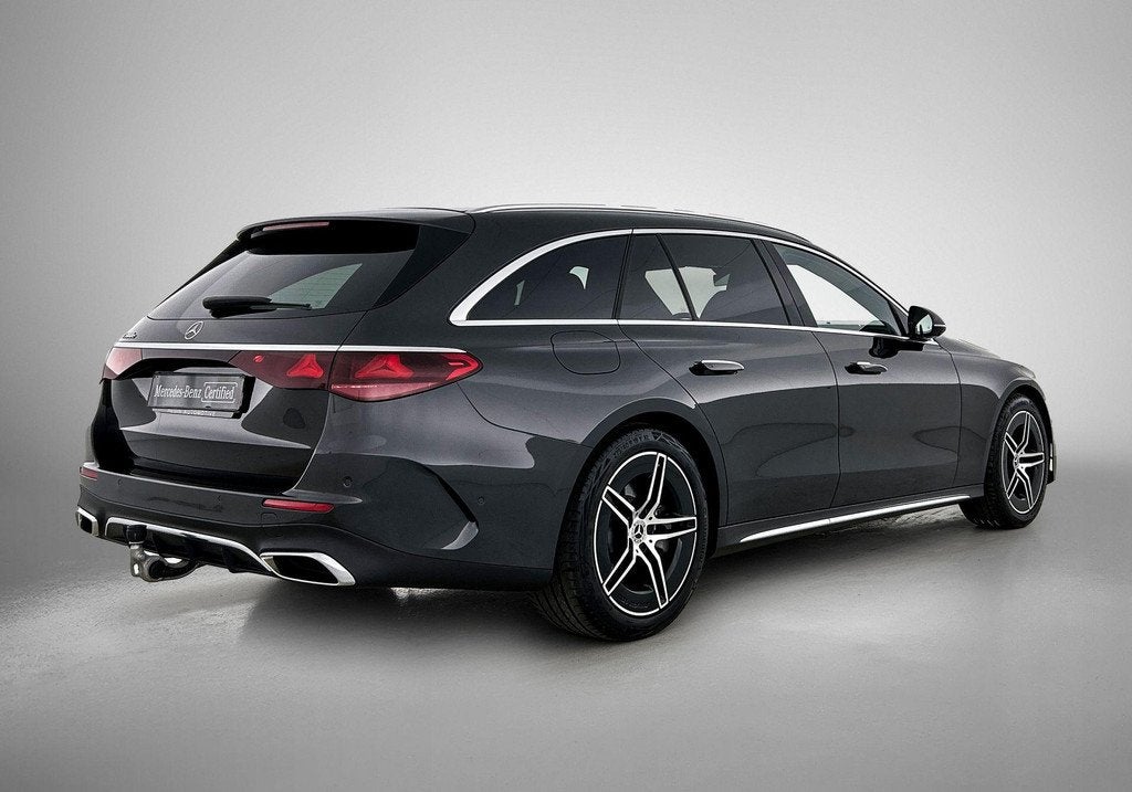 Mercedes-Benz E-Klasse 300 E Break AMG Line | Distronic | Me, Auto's, Mercedes-Benz, Automaat, Gebruikt, https://public.car-pass.be/vhr/6cf70aed-2b89-45b1-8f7c-f111cdb6e0af