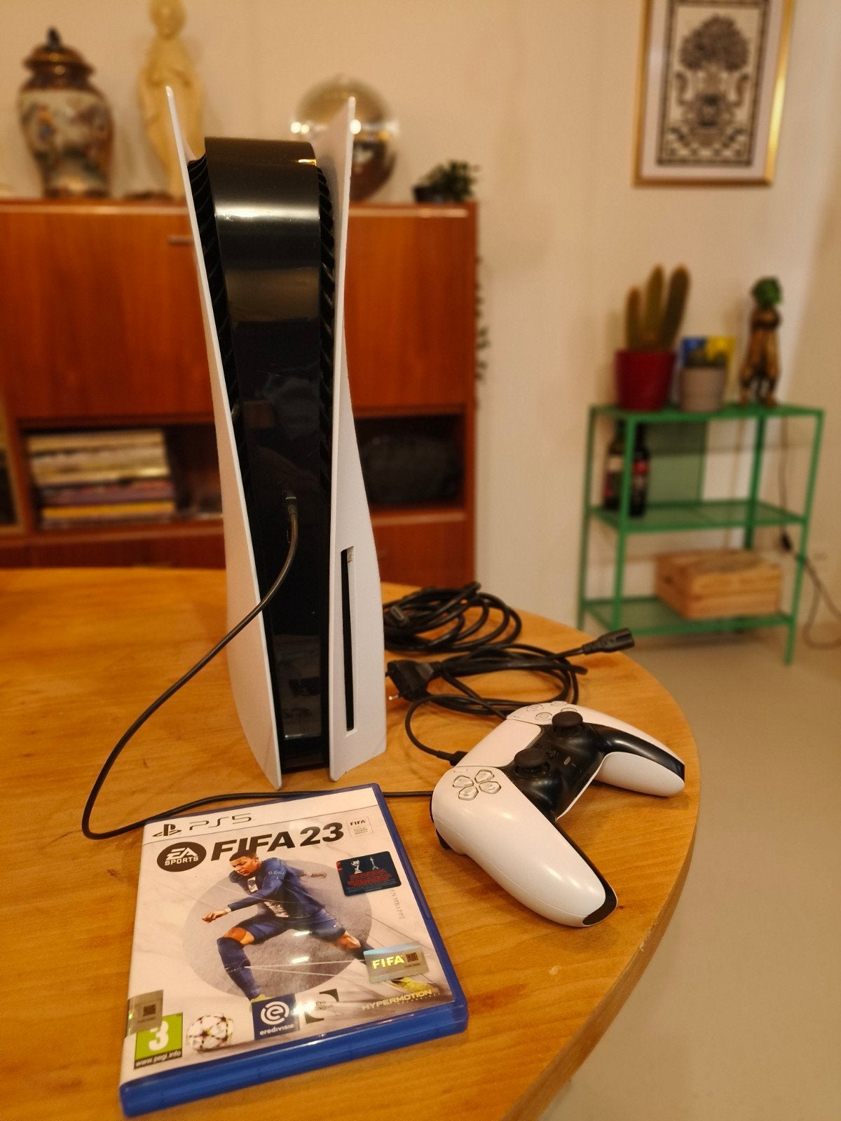 Playstation 5 Disc version + controller + FIFA23, Enlèvement, Utilisé, Playstation 5